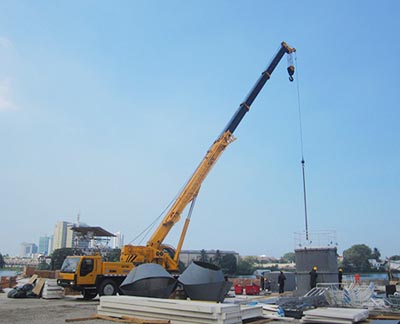 胶州大型罐体设备吊装展示